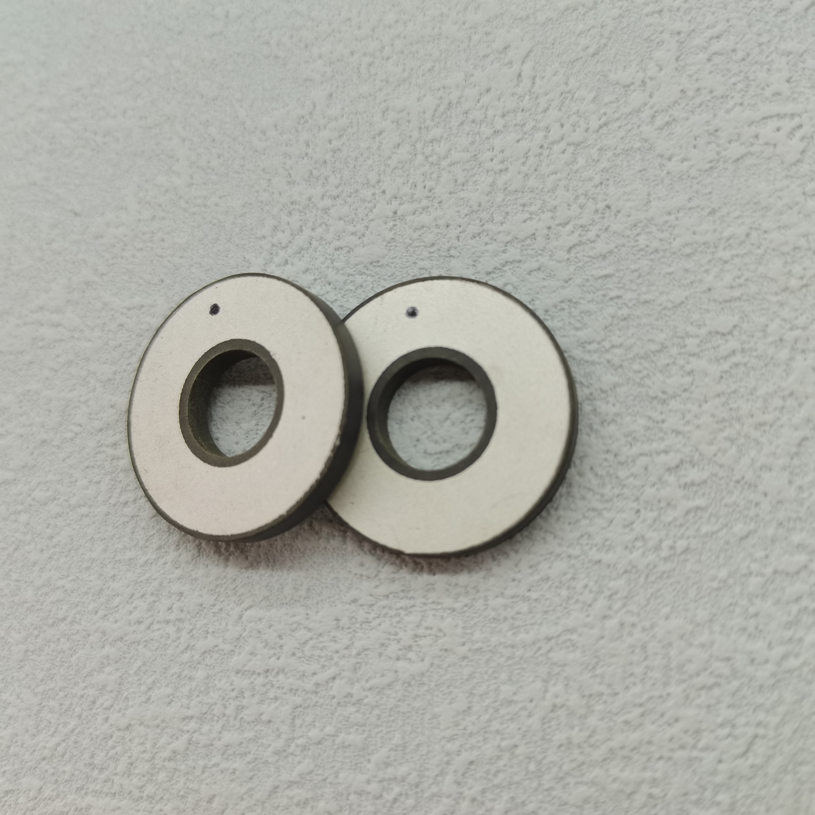 PZT RING PZT5A المواد PIEZOELECTRIC CERAMIC العناصر المصنع الصيني